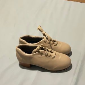 Capezio flex tap shoes